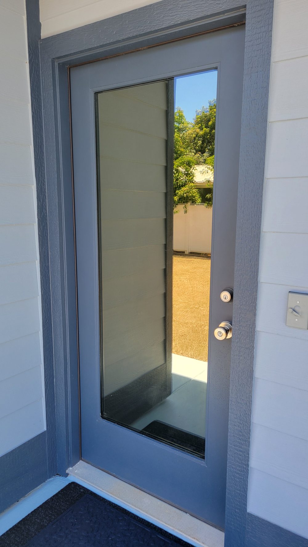 Utility door tint viewed from outside